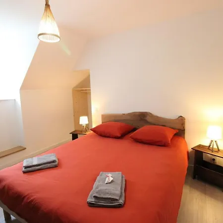 Holiday home Maison De Caractere Renovee Avec Jardin, Terrasse, Cheminee Et Equipements Modernes Au Coeur De La Chataigneraie - Fr-1-742-555 *