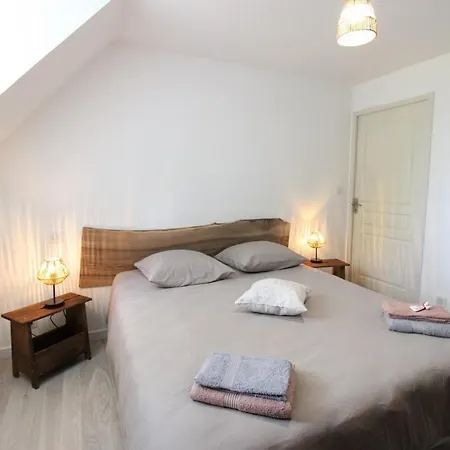 Holiday home Maison De Caractere Renovee Avec Jardin, Terrasse, Cheminee Et Equipements Modernes Au Coeur De La Chataigneraie - Fr-1-742-555 Lapeyrugue